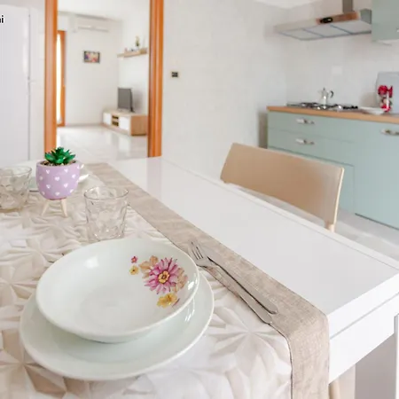 Casa Pandolfi, 90mq Con Posto Auto E Aria Condizionata