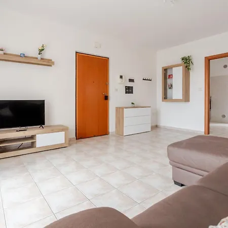 Casa Pandolfi, 90mq Con Posto Auto E Aria Condizionata アパート